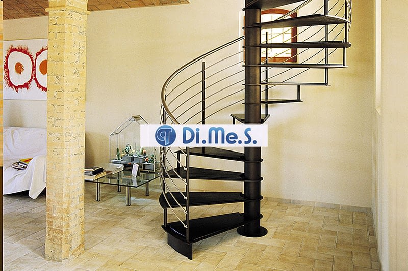 Scala a chiocciola in metallo di Dimes Scale Milano